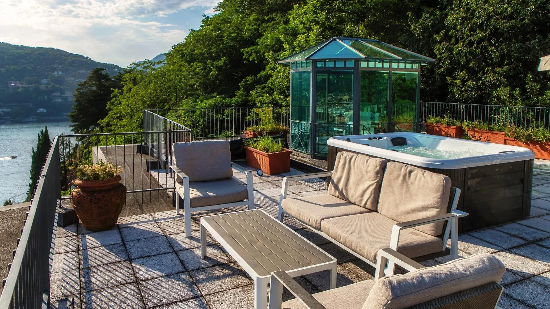 Heavenly Views On Lake Como - Terrace & Hot Tub 0*,